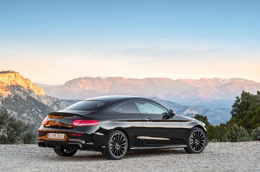  Mercedes-AMG C43 4Matic Coupe (C205) 2018 года  (WW) (фото 21 из 49)